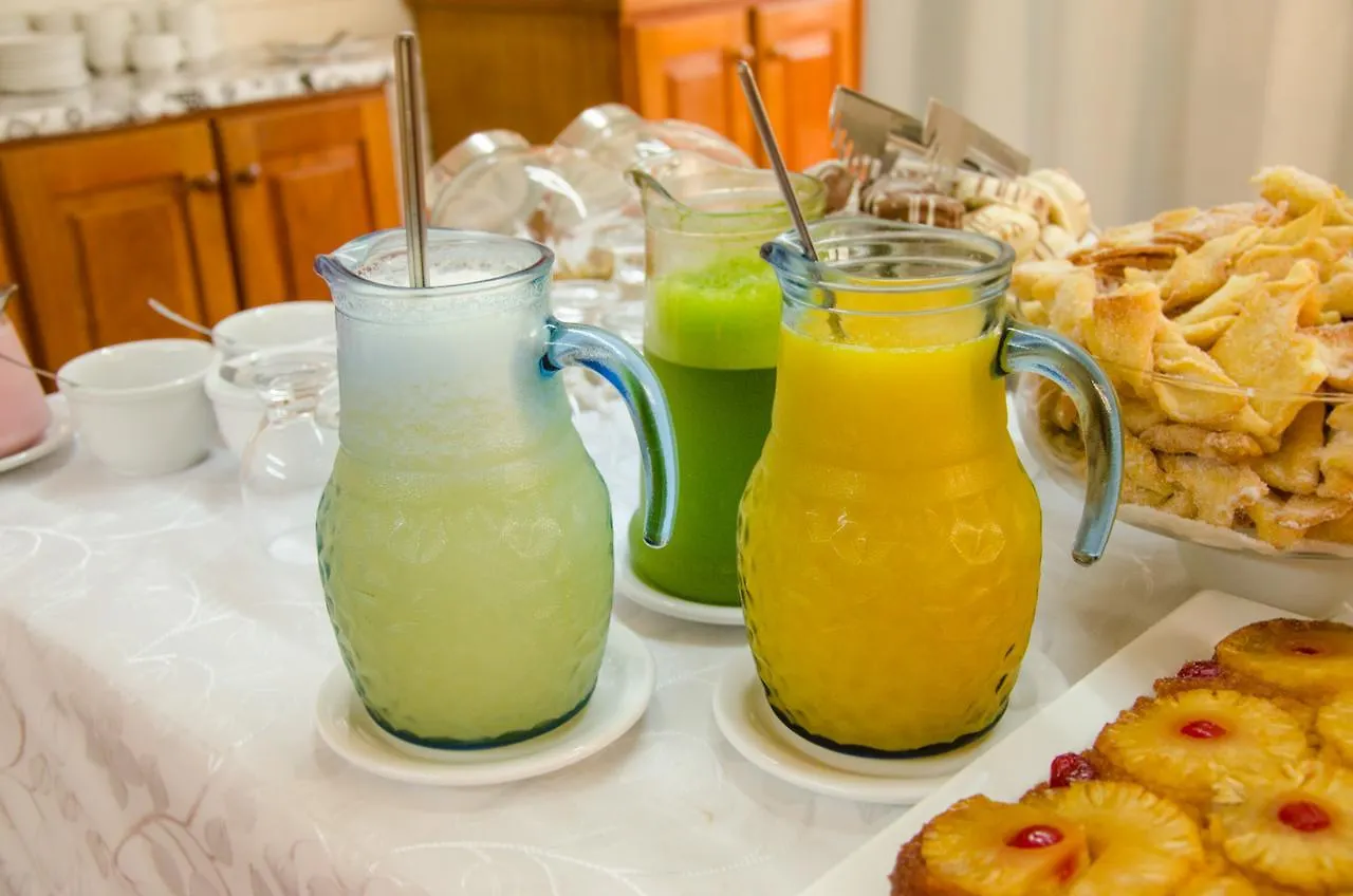 ***  Palmitos Oasis Hotel ברזיל